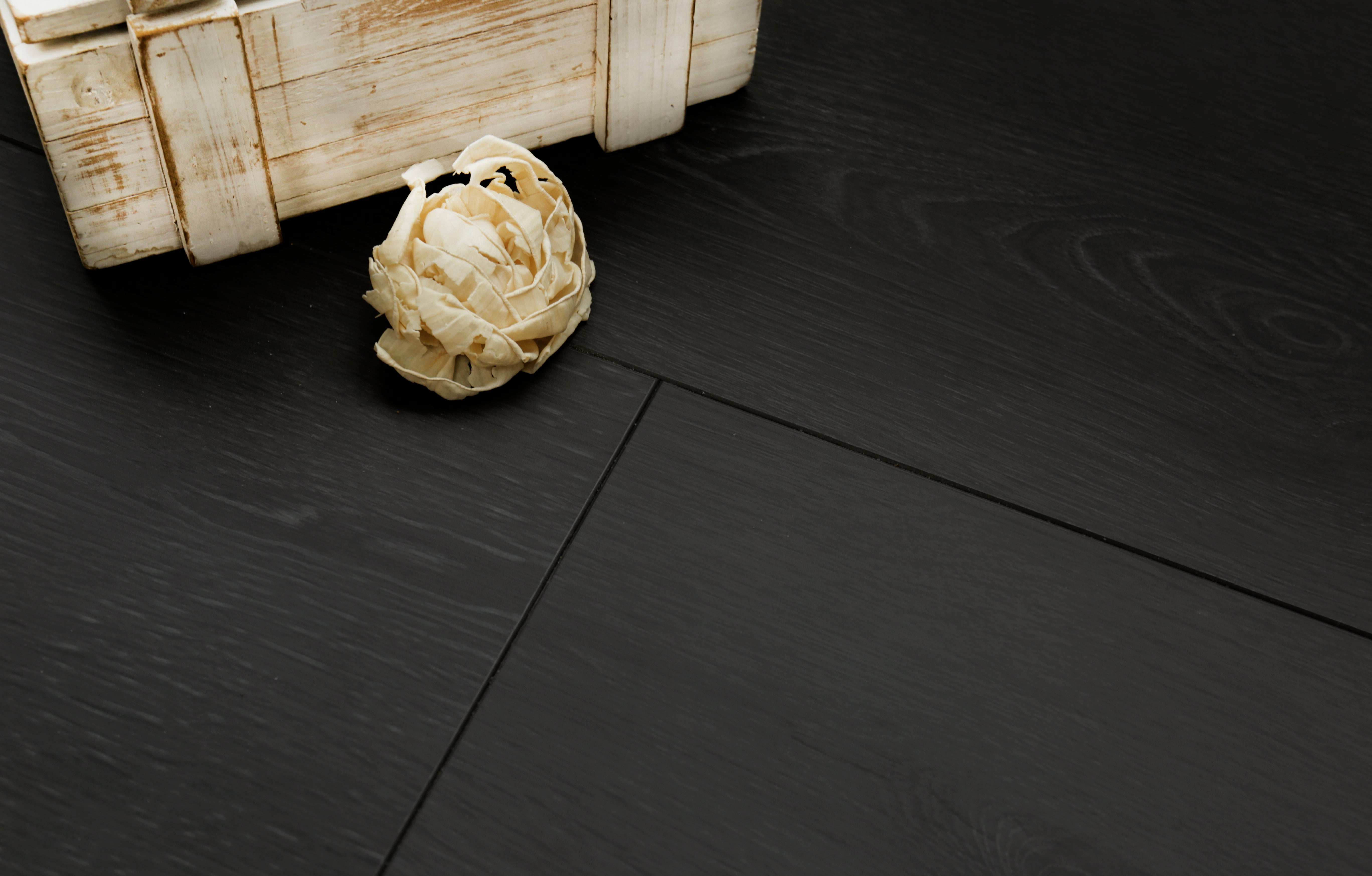 Anthracite Oak Silent Click Vinyl SPC Plank Flooring - 7.5mm